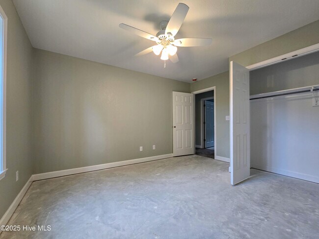 Building Photo - 106 Perth Dr