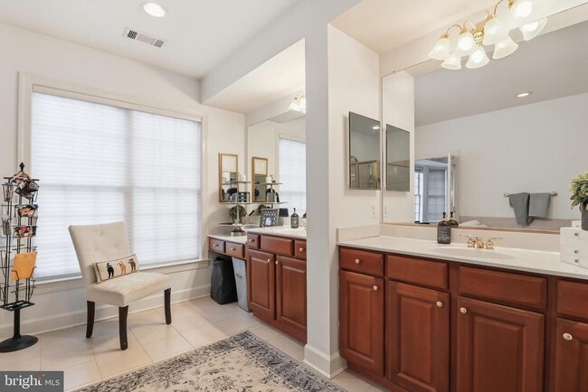 Building Photo - 43476 Castle Harbour Terrace