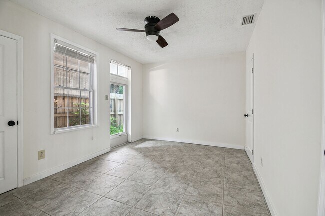 Building Photo - Beautiful Home on Davis Island