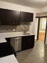 Building Photo - 98 Topliff St