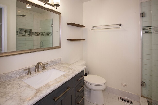 Building Photo - 1328 S Federal St