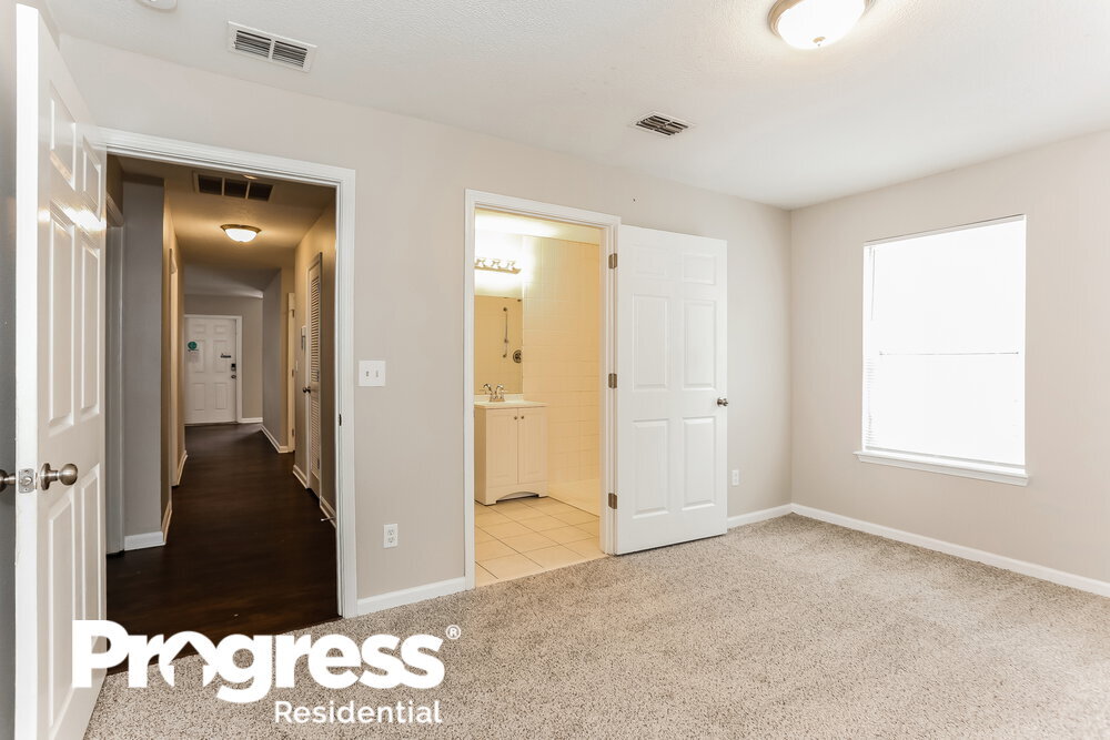 Building Photo - 3747 Peachtree St