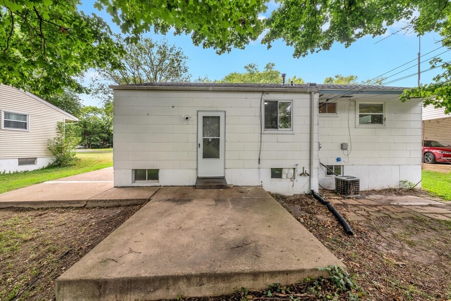 Building Photo - 765 Daniel Boone dr