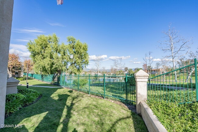 Building Photo - 264 Ridgeton Ln