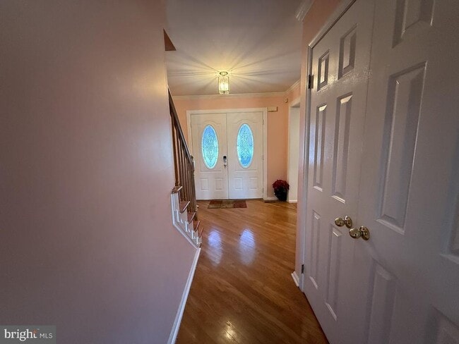 Building Photo - 21 Crestview Dr