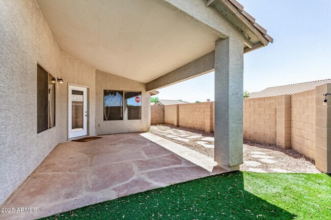 Building Photo - 15548 N 156th Ln