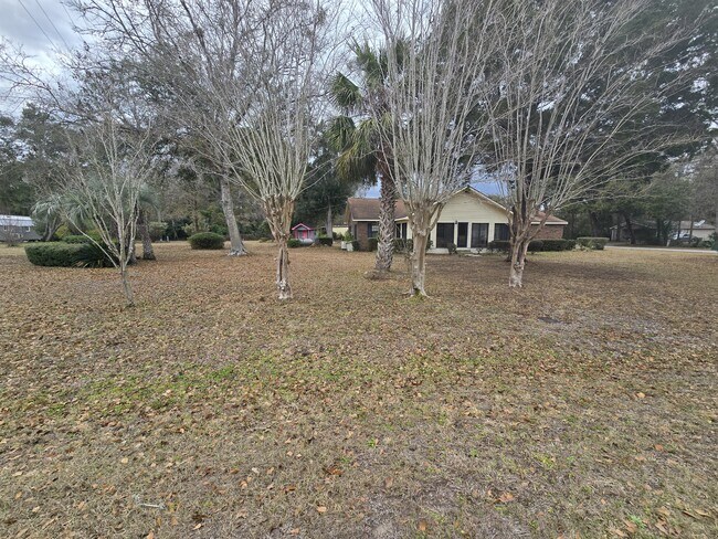 Building Photo - 1307 Point Peter Rd