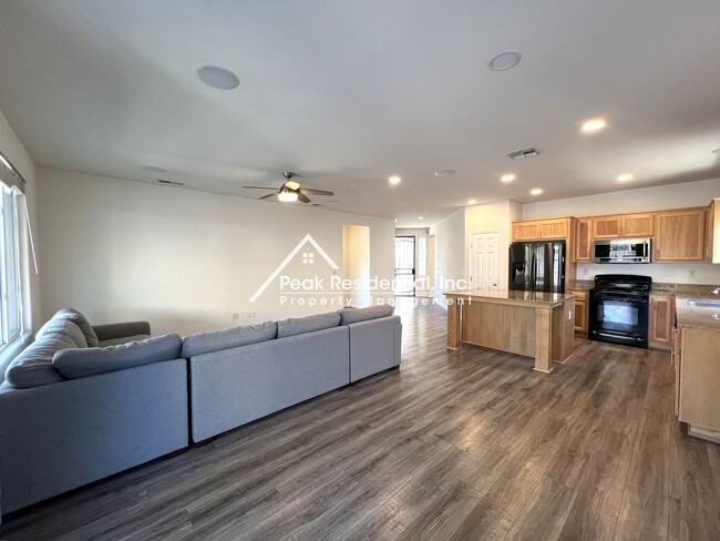 Building Photo - Updated 4bd/2ba Rancho Cordova Home!