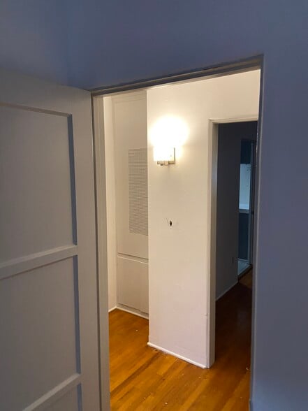 Building Photo - 4116 everts st