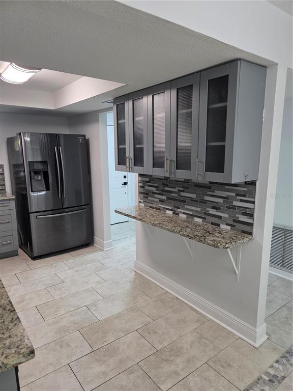 Building Photo - 3821 N Oak Dr