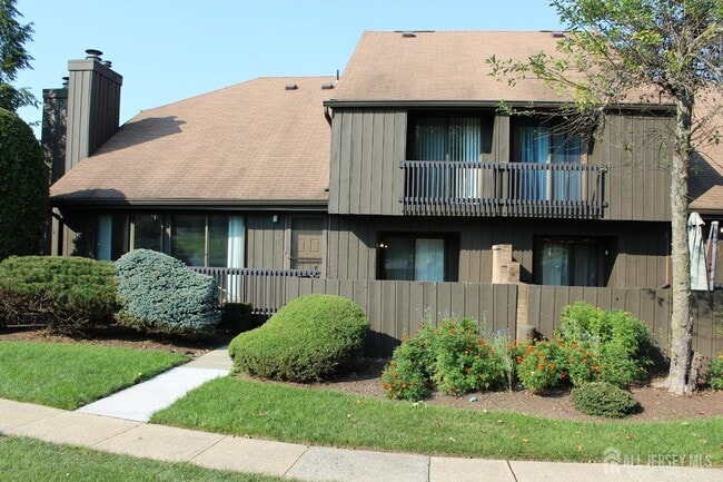 Primary Photo - 157 Westgate Dr