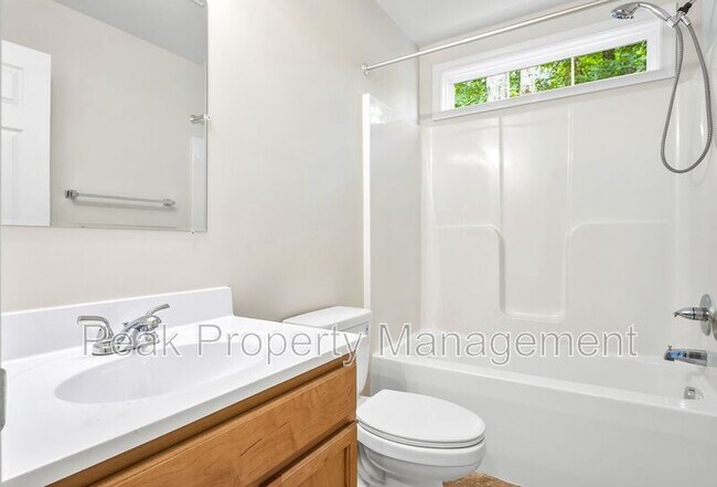 Building Photo - 8518 Kingsland Pk Dr