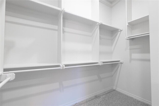 Building Photo - 5716 Lantana Ln