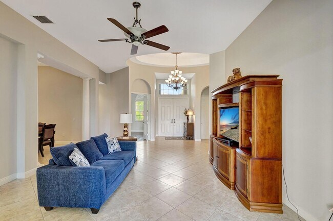 Building Photo - 9315 Via Classico W