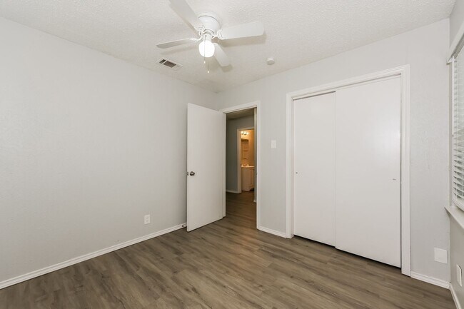 Building Photo - 2 BR/1BA | Newly Renovated Single Family Home | 1-Car Covered Parking | Gated backyard