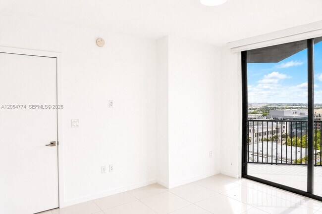 Building Photo - 5300 Paseo Blvd