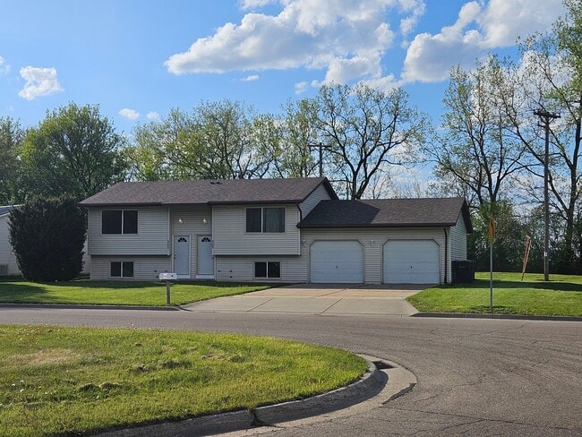 Street View - 923 Norwood Rd
