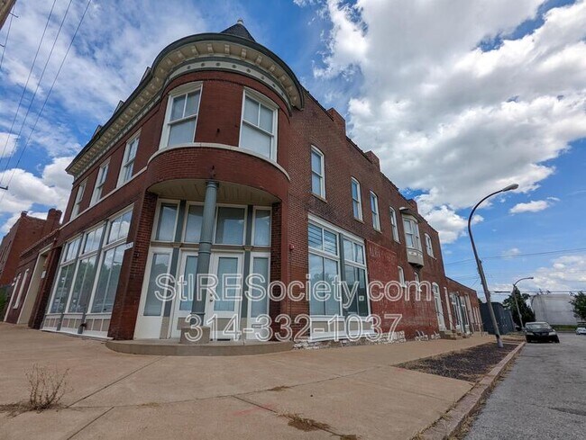 Building Photo - 7024 Pennsylvania Ave