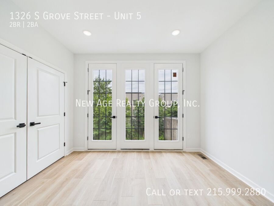 Building Photo - 1326 S Gross St