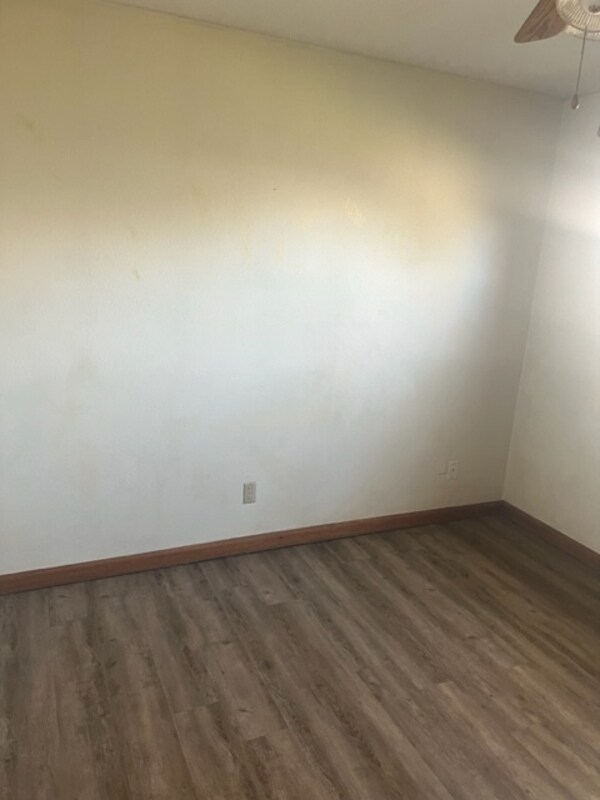 Building Photo - 480 3rd St