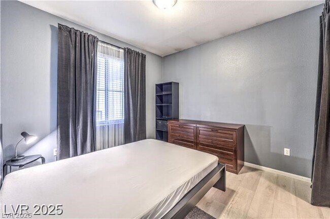 Building Photo - 7167 S Durango Dr