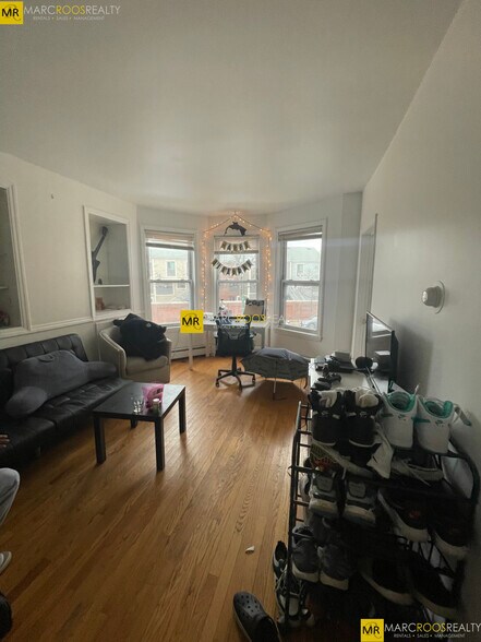 Building Photo - 852 Huntington Ave