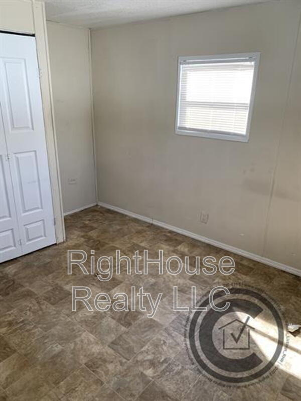 Building Photo - 2854 Lake Alfred Rd