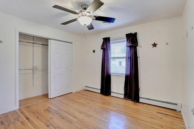 Building Photo - 6 Hemlock Ln