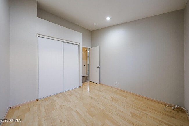 Building Photo - 8672 W Mauro Ln