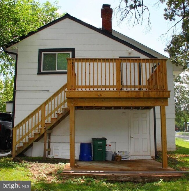Building Photo - 6008 Addison Rd