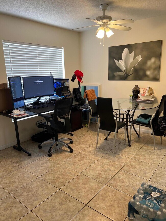 Building Photo - 815 Boynton Beach Blvd