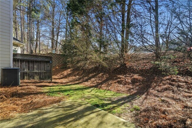 Building Photo - 331 Oakview Way