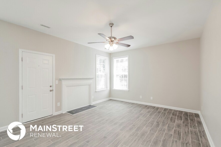 Building Photo - 6320 Spanish Moss Ln