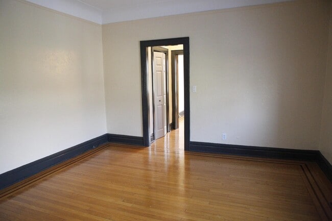 Building Photo - 6015 JFK Blvd E