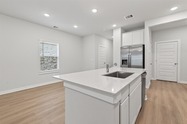 Building Photo - 8538 Blueberry Ash St