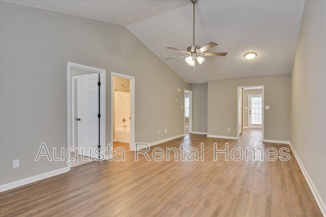 Building Photo - 1529 Abby Way