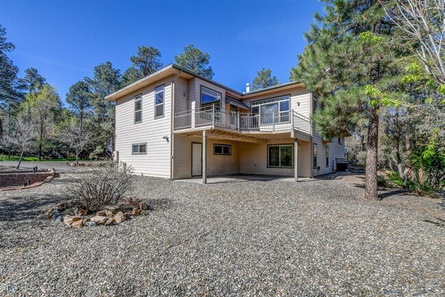 Building Photo - Beautiful home in the Mountain Club!