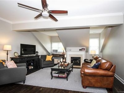 Building Photo - 2000 Euclid Ave