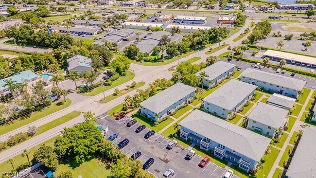 Building Photo - 3344 N Key Dr