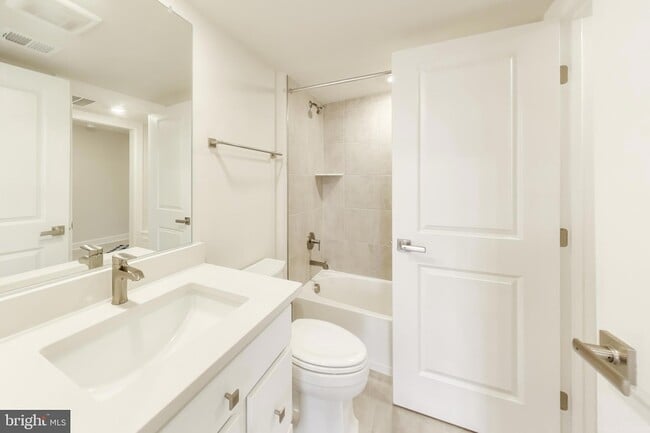 Building Photo - 1774 Ml Br Dr