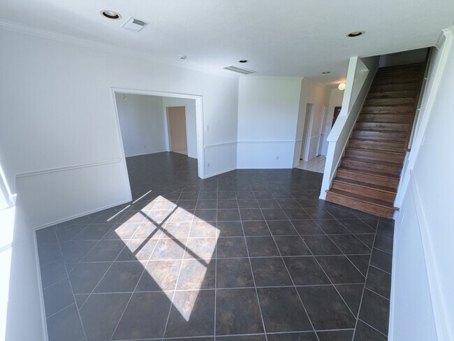 Building Photo - 6658 Sharpstown Green Cir