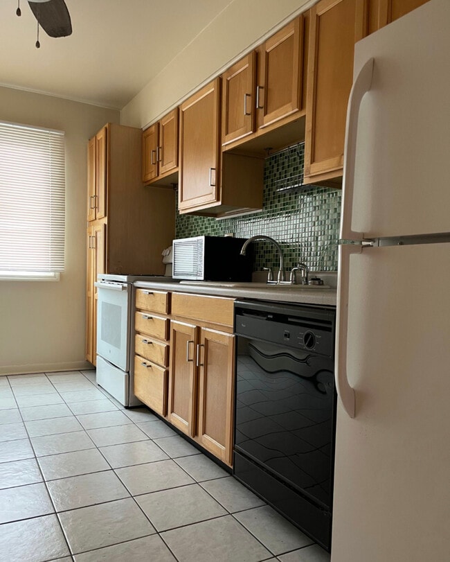 Building Photo - 200 South Blvd