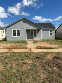 Building Photo - Charming 3 bed 1 bath!