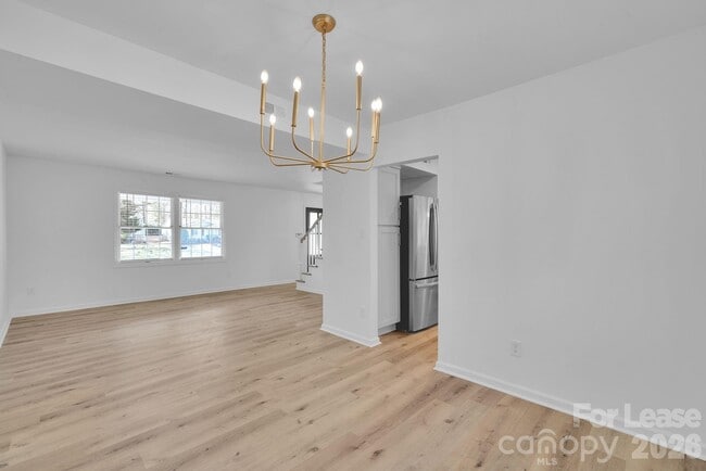 Building Photo - 7404 Shadowlake Dr