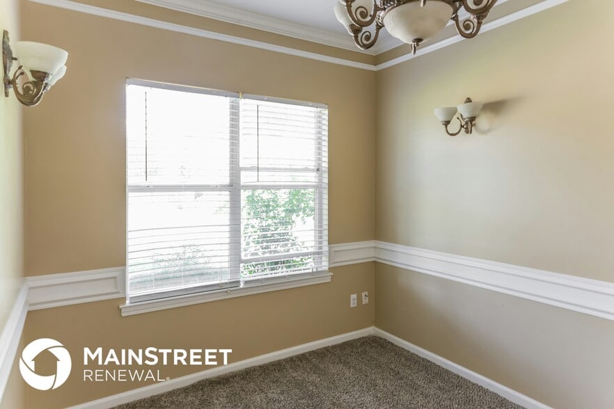 Building Photo - 6338 McClendon Cir S