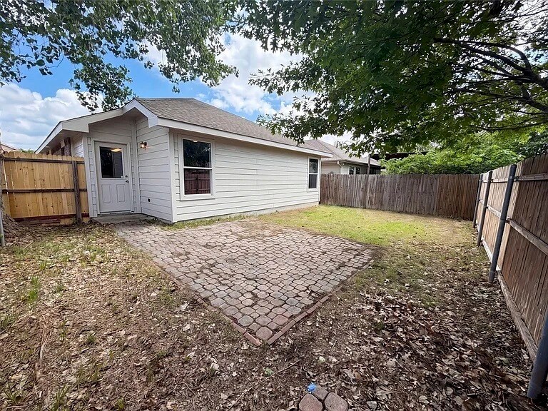 Building Photo - 8849 Sun Haven Way