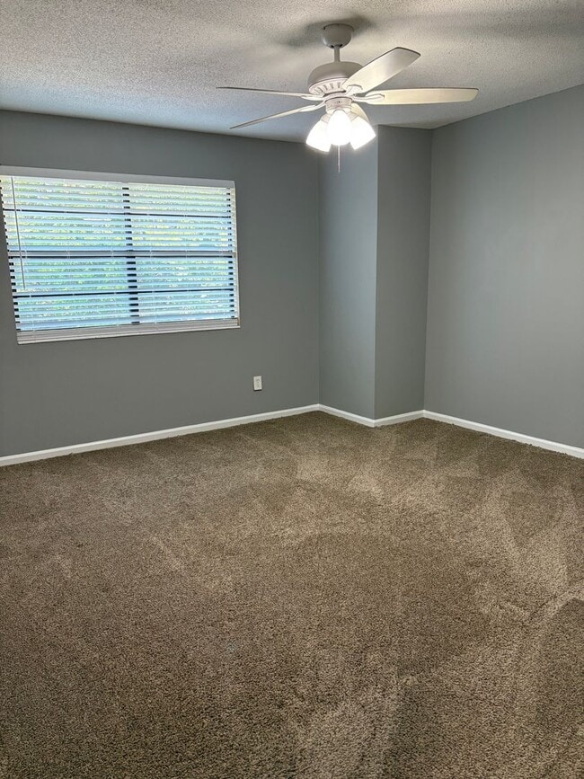 Building Photo - BOTANY TOWNHOMES