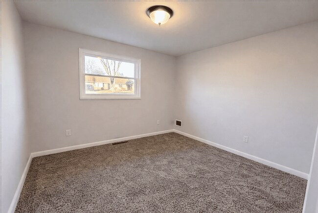 Building Photo - 408 Herr St