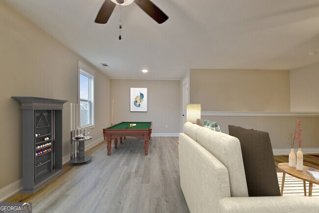 Building Photo - 190 Redhaven Dr