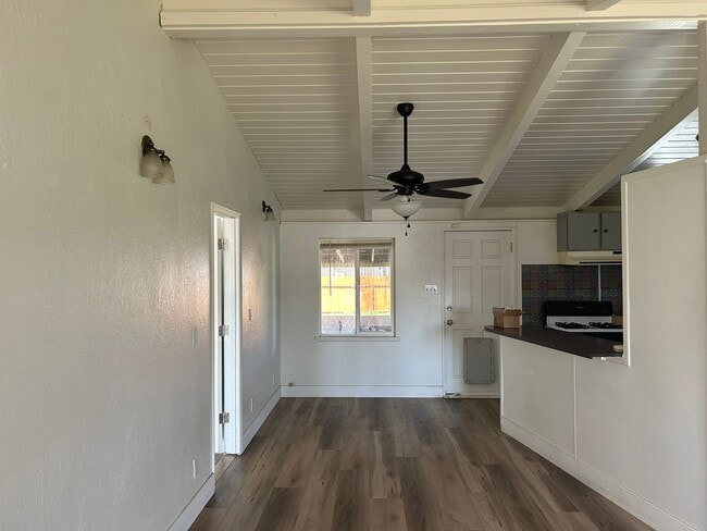 Building Photo - **READY FOR MOVE IN** Sparks Single Story Home